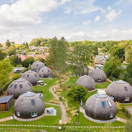 Kugelhaus Selene - Ruhiger Rueckzugsort In Sanfter Architektur Feriehus