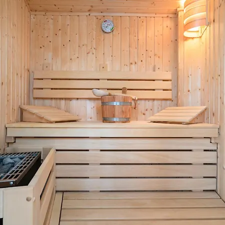 Kugelhaus Selene - Ruhiger Rueckzugsort In Sanfter Architektur Feriehus Wustrow (Penzlin)